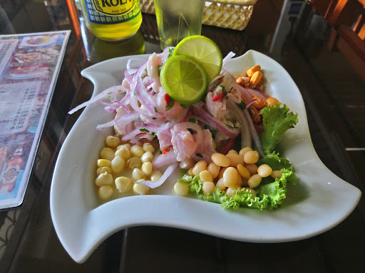 La Barra Del Ceviche.