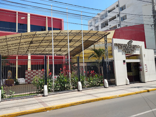 Universidad Católica Los Ángeles de Chimbote